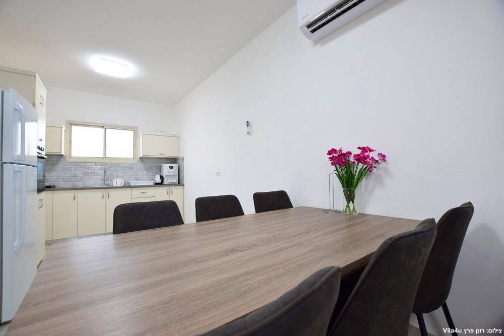 79881 מתחם פנימי, וילה גולד בוטיק, וילה  בעבדון וילות - Vila 4 U