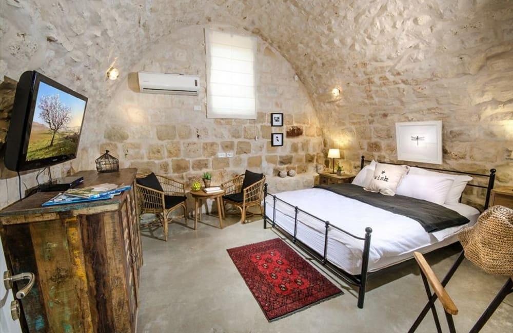 93063 המתחם הפנימי, אחוזת אלון וזית, וילה  בנווה זיו וילות - Vila 4 U