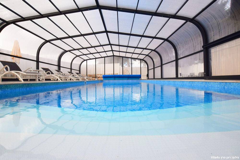 100864 גלריית חוץ, אחוזת עומרי, וילה  בצוריאל וילות - Vila 4 U