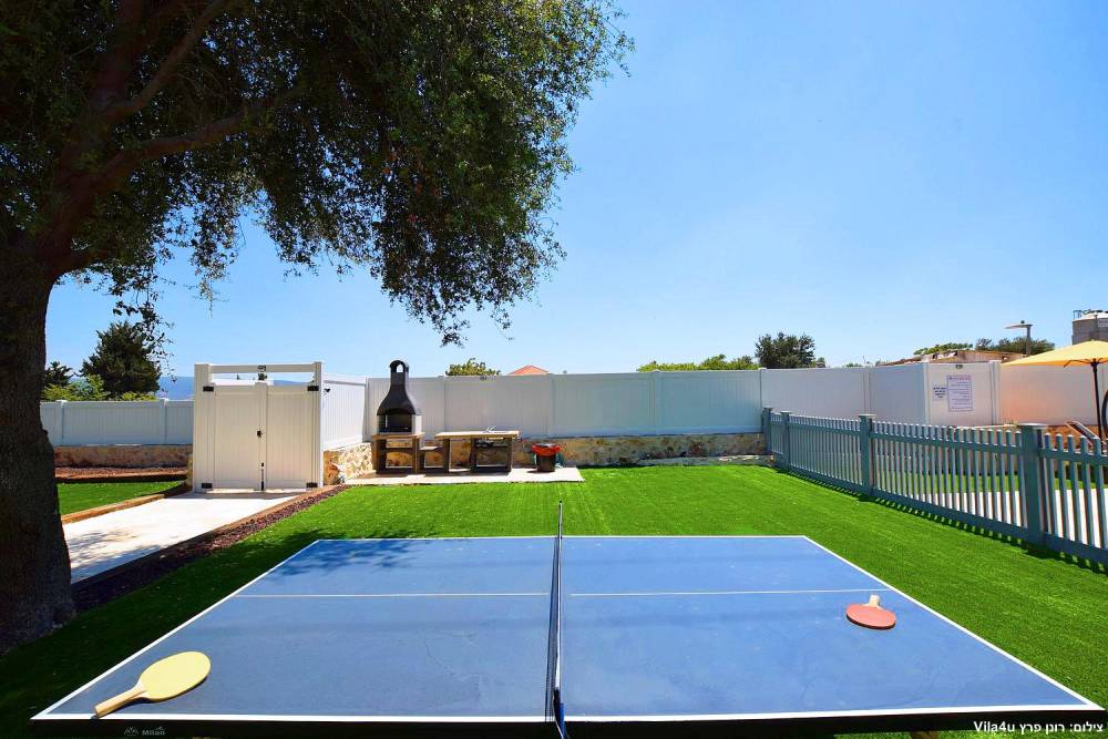 100892 גלריית חוץ, אחוזת עומרי, וילה  בצוריאל וילות - Vila 4 U