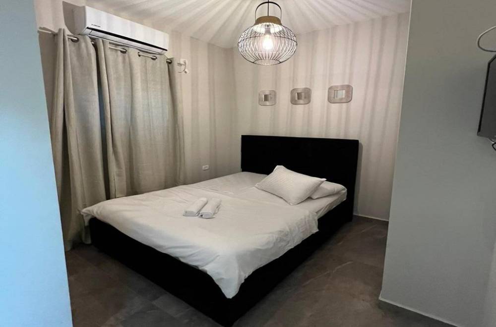 111949 מתחם פנימי, וילה אקסודוס, וילה  בשדות מיכה וילות - Vila 4 U