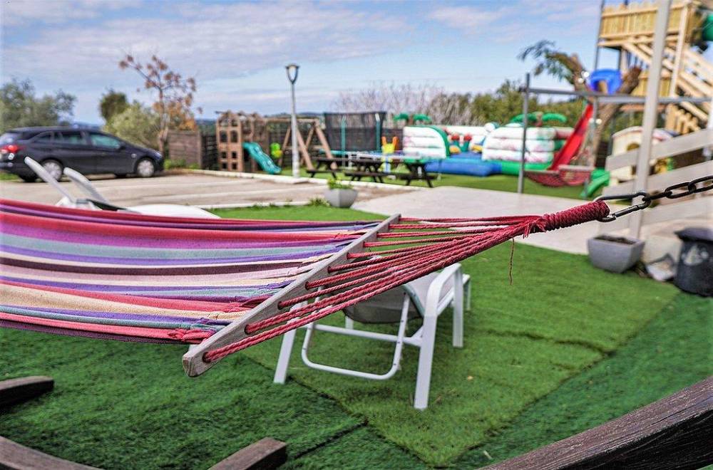 135091 חצר ובריכה, וילה אלברטו, וילה  באלקוש וילות - Vila 4 U