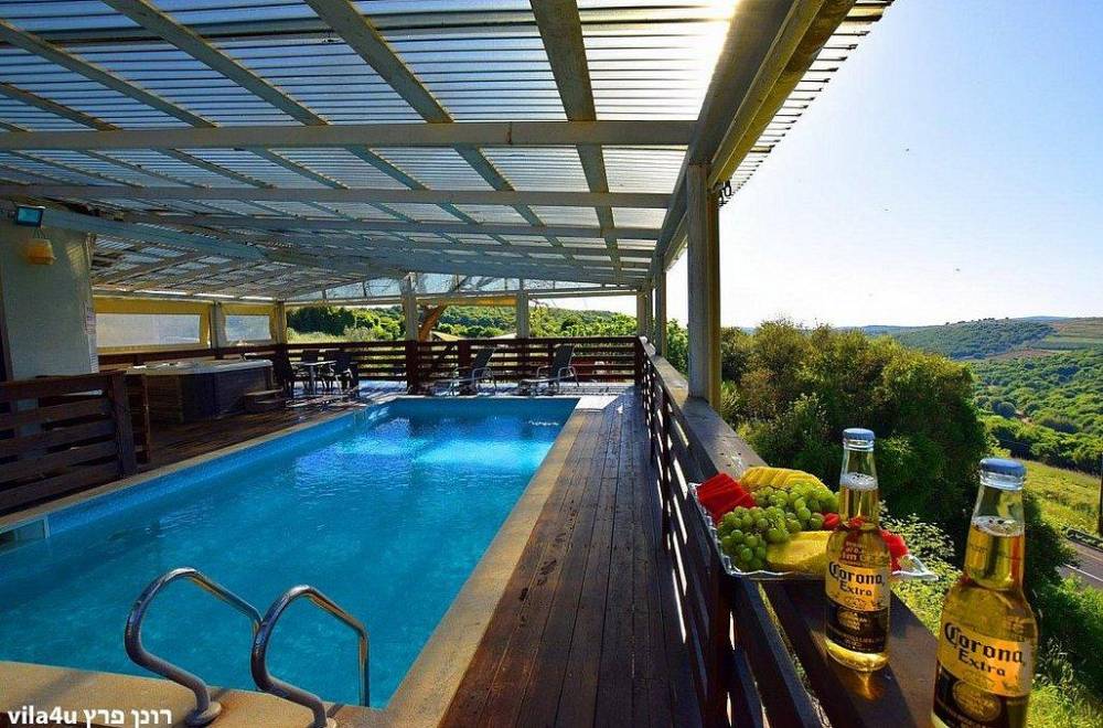 135099 חצר ובריכה, וילה אלברטו, וילה  באלקוש וילות - Vila 4 U