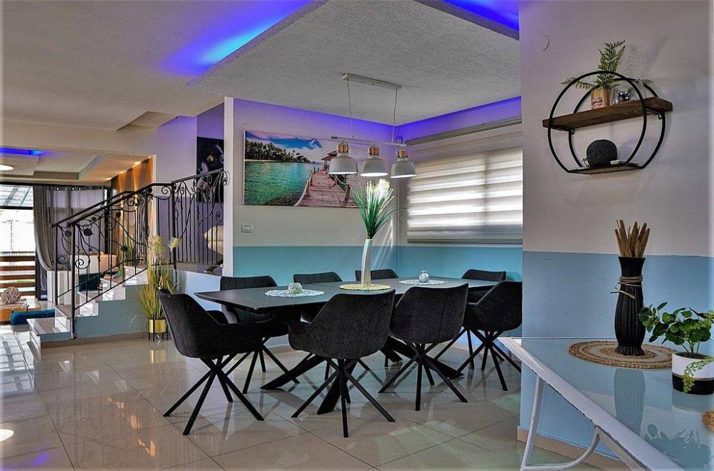 135118 פנים הוילה והחדרים, וילה אלברטו, וילה  באלקוש וילות - Vila 4 U