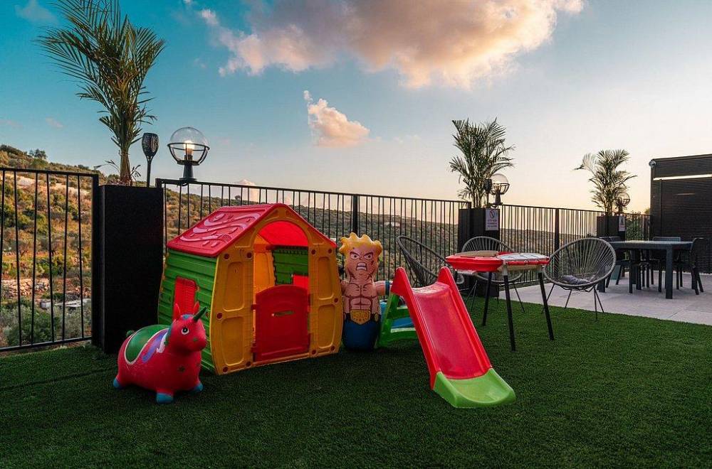 140511 כללי, וילה ללין, וילה  בירכא וילות - Vila 4 U