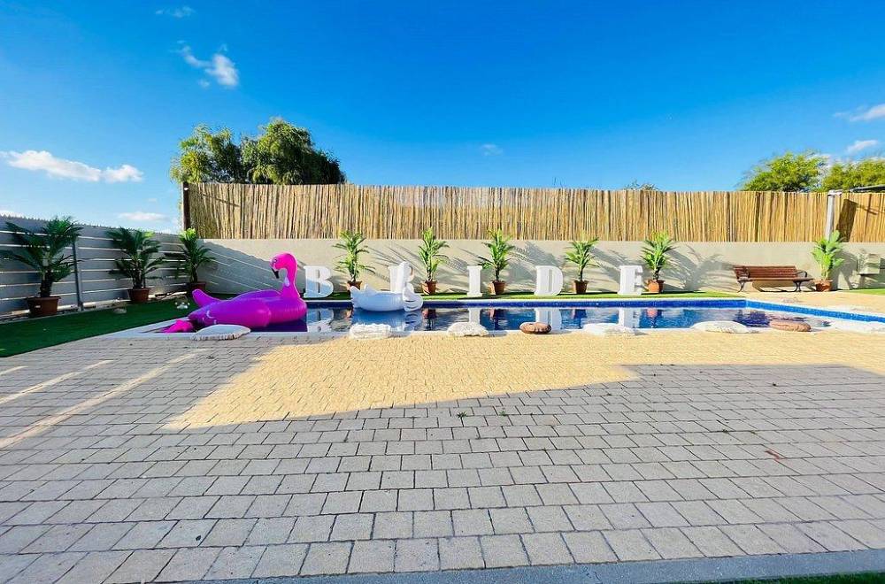 142452 המתחם החיצוני, אחוזת נווה גד, וילה  במושב תלמים וילות - Vila 4 U