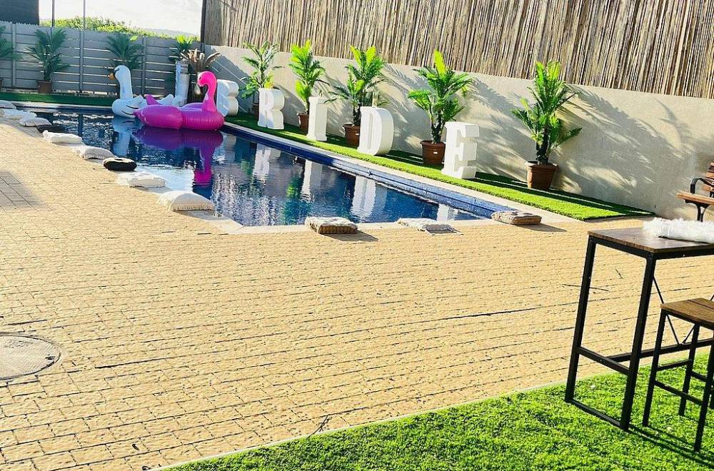 142465 המתחם החיצוני, אחוזת נווה גד, וילה  במושב תלמים וילות - Vila 4 U