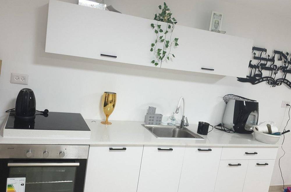 142470 המתחם הפנימי, אחוזת נווה גד, וילה  במושב תלמים וילות - Vila 4 U