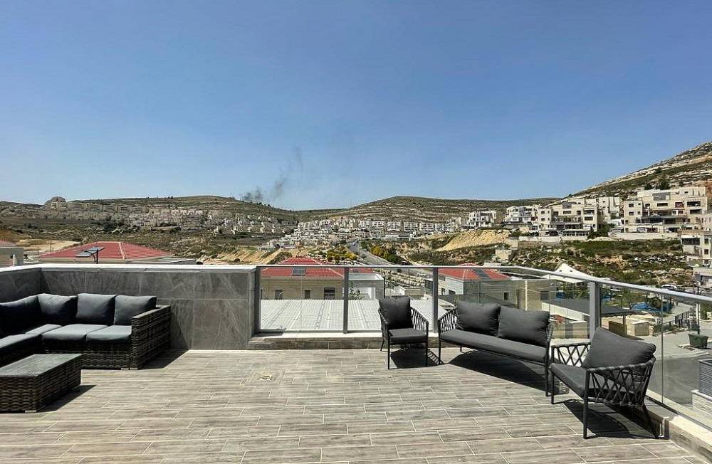 143417 גלריה כללית, וילה באיילות, וילה  בגבעת זאב וילות - Vila 4 U