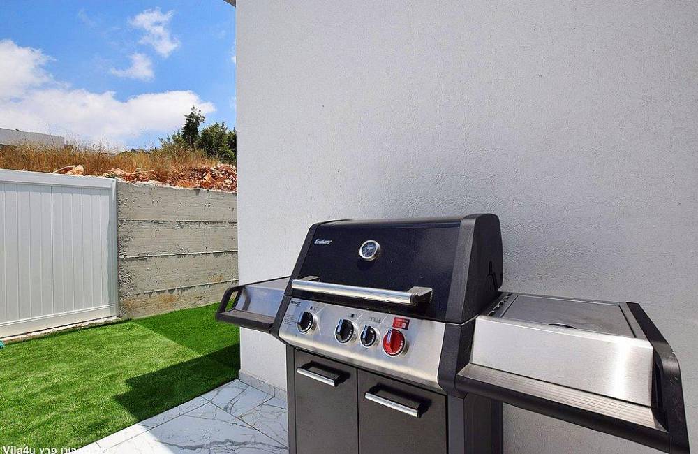 149530 המתחם החיצוני, הוילה בשתולה, וילה  בשתולה וילות - Vila 4 U