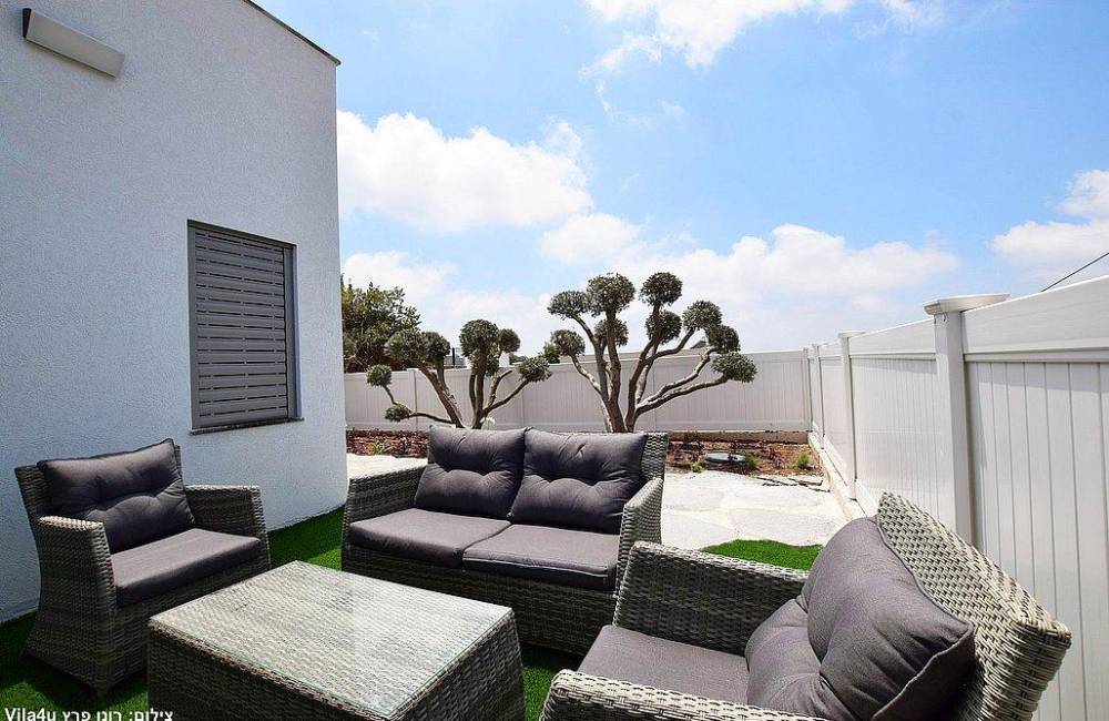 149531 המתחם החיצוני, הוילה בשתולה, וילה  בשתולה וילות - Vila 4 U