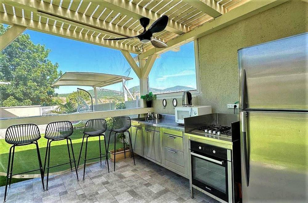 153777 המתחם החיצוני, וילה אחוזת אופאל, וילה  באלקוש וילות - Vila 4 U