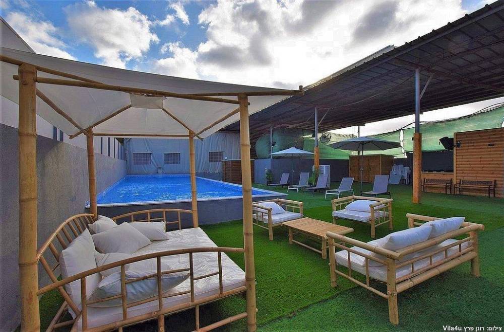 אחוזת וניש כללי, אחוזת וניש, וילה  בעזריקם וילות - Vila 4 U