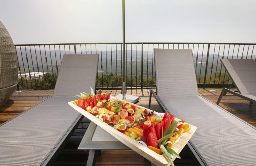 156068 המתחם החיצוני, אחוזת סאנשיין, וילה  בזרעית וילות - Vila 4 U