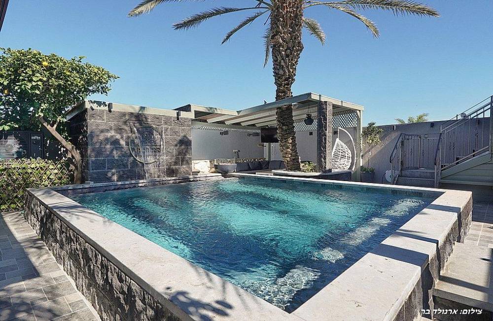 וילה ספא בצל השקד כללי, וילה ספא בצל השקד, וילה  בטפחות וילות - Vila 4 U