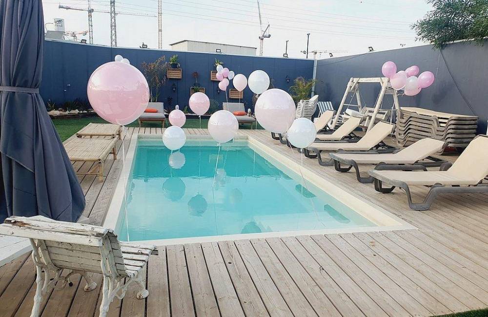 158866 המתחם החיצוני, מתחם 531 איוונטס, וילה  בהרצליה וילות - Vila 4 U