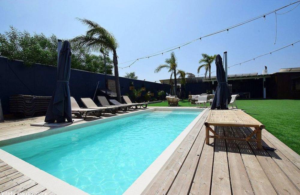 158872 המתחם החיצוני, מתחם 531 איוונטס, וילה  בהרצליה וילות - Vila 4 U