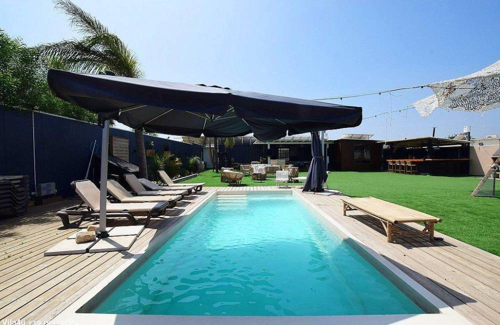 158873 המתחם החיצוני, מתחם 531 איוונטס, וילה  בהרצליה וילות - Vila 4 U