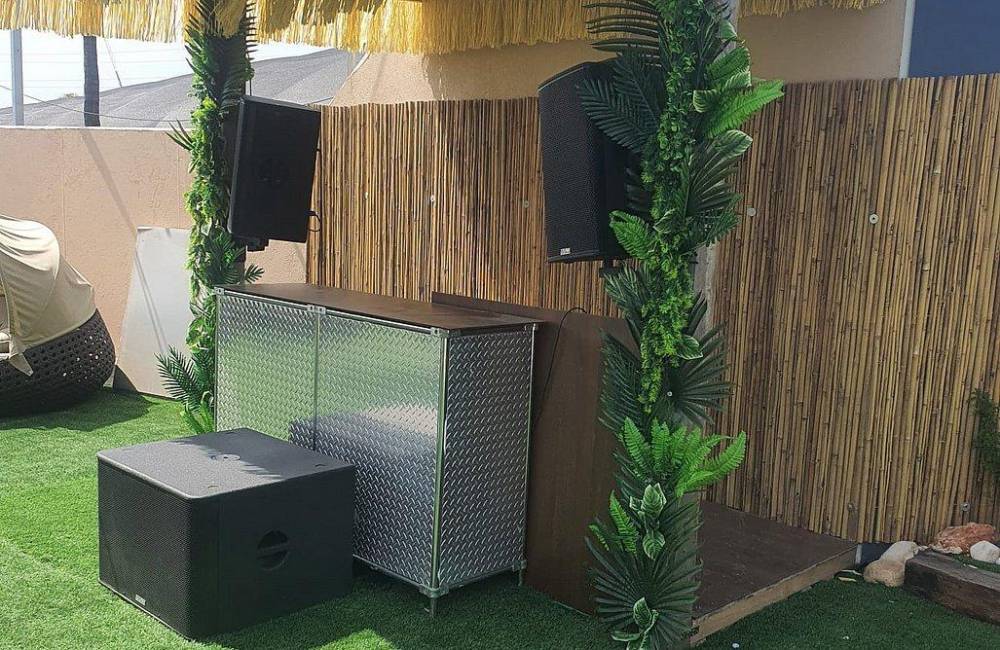 158875 המתחם החיצוני, מתחם 531 איוונטס, וילה  בהרצליה וילות - Vila 4 U