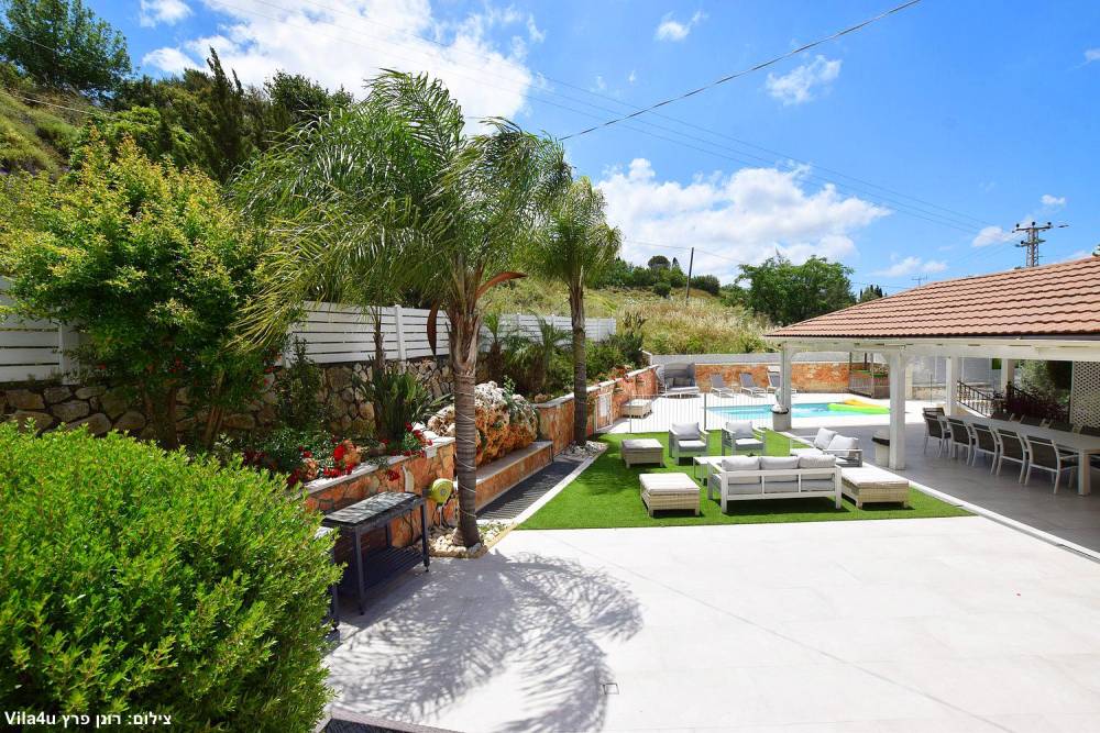 וילה במצפה גינה וילה במצפה - כללי, וילה במצפה, וילה  בכרמיאל וילות - Vila 4 U