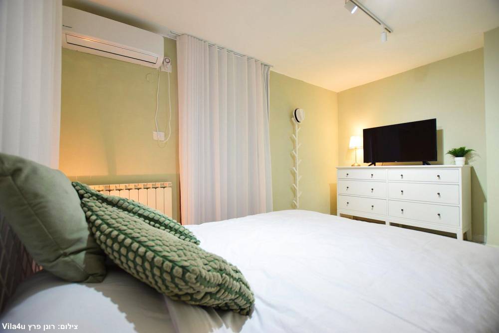 162693 גלריית פנים, וילה במצפה, וילה  בכרמיאל וילות - Vila 4 U