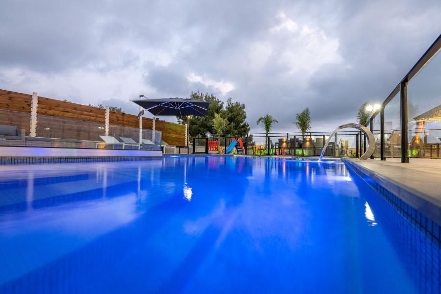 164014 חצר ונוף, וילה נוף לים ירכא, וילה  בירכא וילות - Vila 4 U