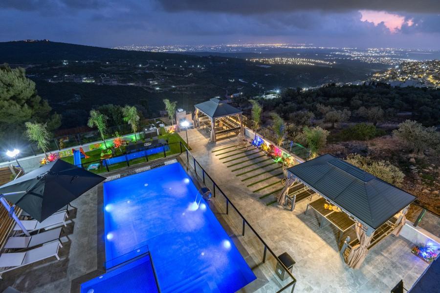 164026 חצר ונוף, וילה נוף לים ירכא, וילה  בירכא וילות - Vila 4 U