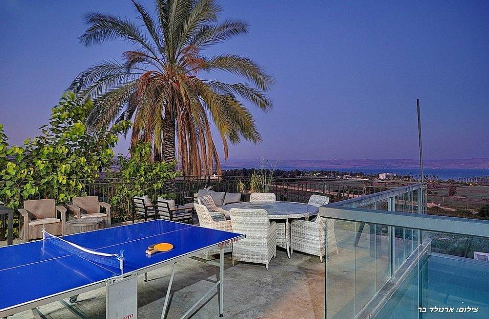 169912 המתחם החיצוני, וילה קסם הנוף מגדל, וילה  במגדל וילות - Vila 4 U