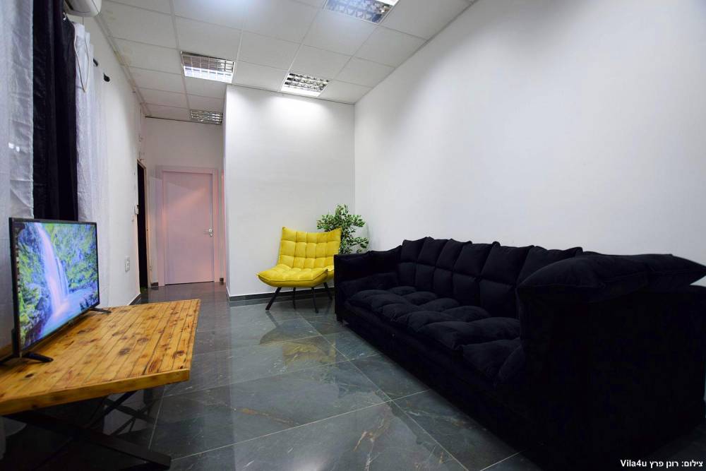 170811 גלרית פנים, מתחם אופוריה נתניה, וילה  בנתניה וילות - Vila 4 U