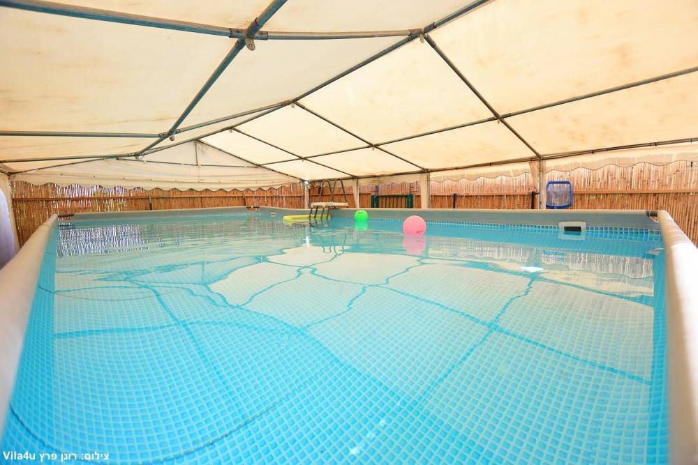 174608 החצר והבריכה, וילה רימונה יבנאל, וילה  ביבנאל וילות - Vila 4 U