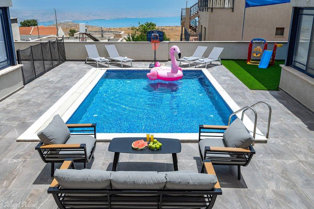 176467 גלריה כללית, וילת אירוח שבת אחים, וילה  בנוף כנרת וילות - Vila 4 U