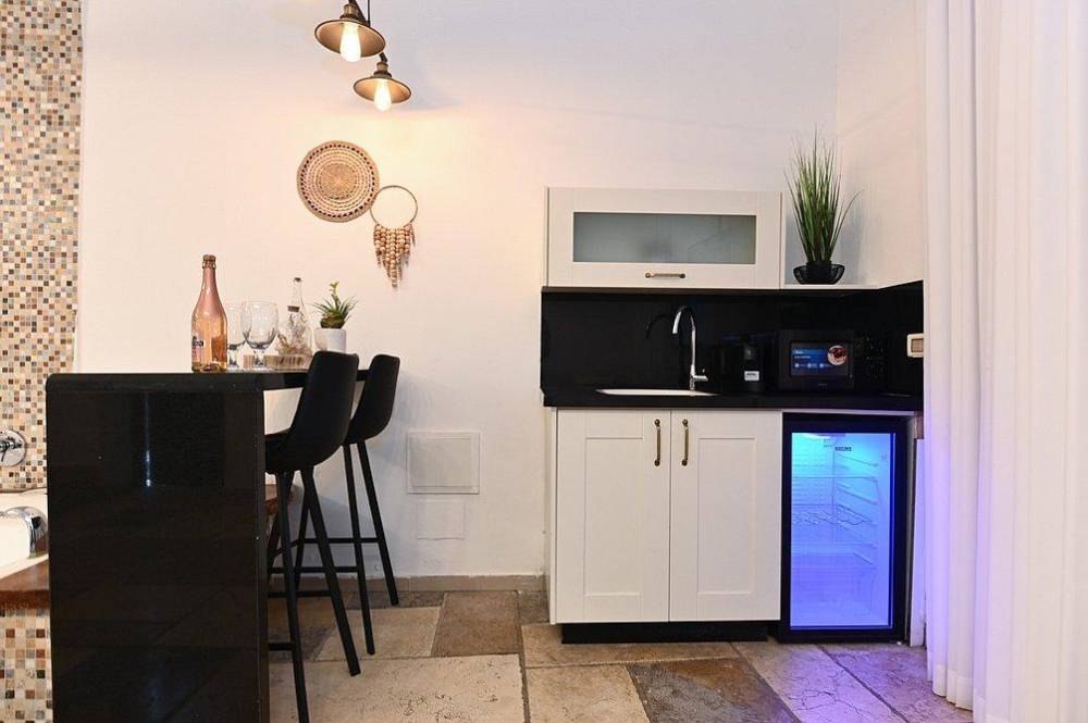 179335 בקתות האירוח, אחוזת לירי ריזורט, וילה  בטבריה וילות - Vila 4 U