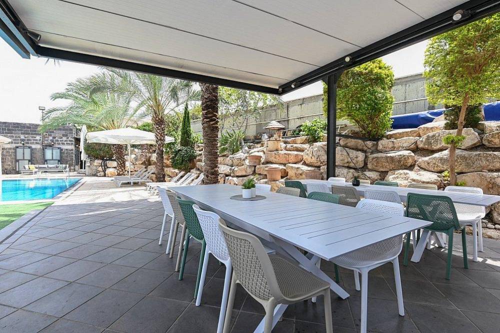 179389 גלריית חוץ, אחוזת לירי ריזורט, וילה  בטבריה וילות - Vila 4 U