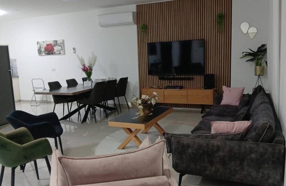 180547 מתחם פנימי, וילה גולד בוטיק, וילה  בעבדון וילות - Vila 4 U