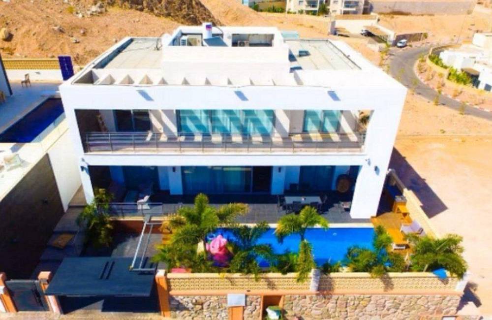 181352 המתחם החיצוני, וילה רויאל הום אילת, וילה  באילת וילות - Vila 4 U