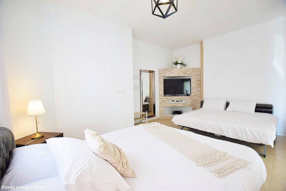 182301 המתחם הפנימי, וילה אלין, וילה  בעוספיה וילות - Vila 4 U