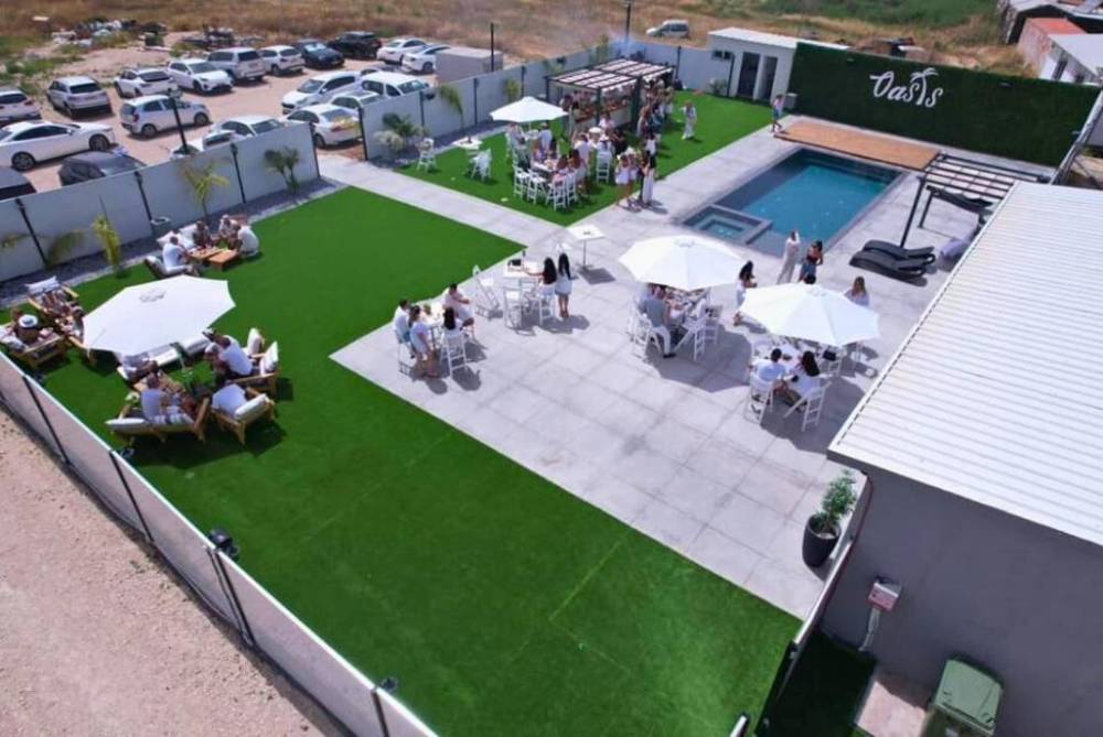 183368 אואזיס, אואזיס, וילה  בשדה צבי וילות - Vila 4 U