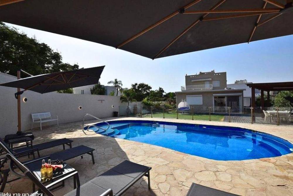 184497 כללי, אחוזת תבור, וילה  באחוזת ברק וילות - Vila 4 U