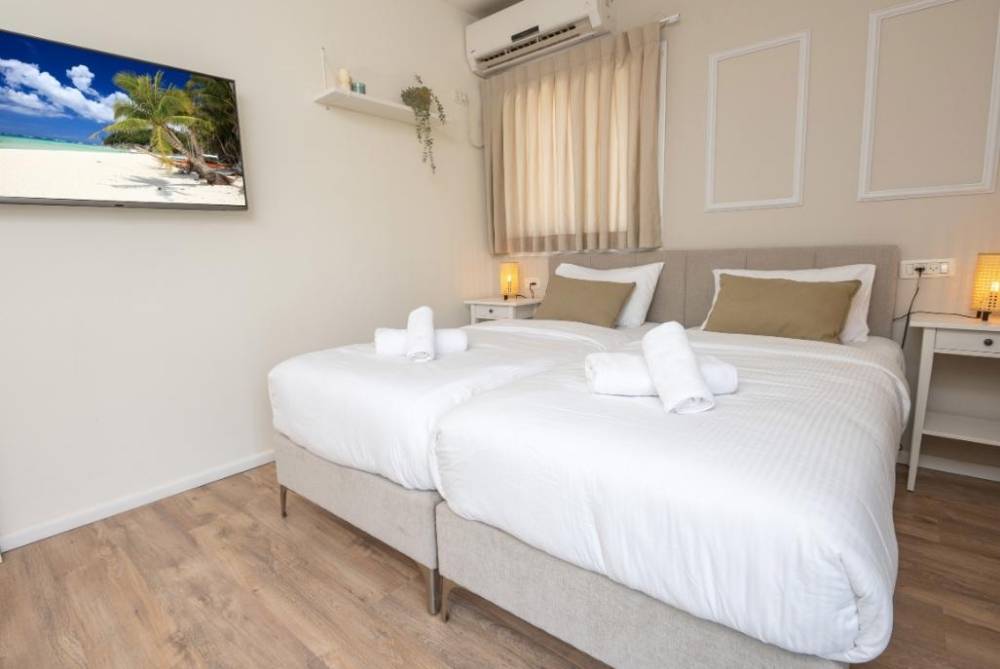 184504 כללי, אחוזת תבור, וילה  באחוזת ברק וילות - Vila 4 U