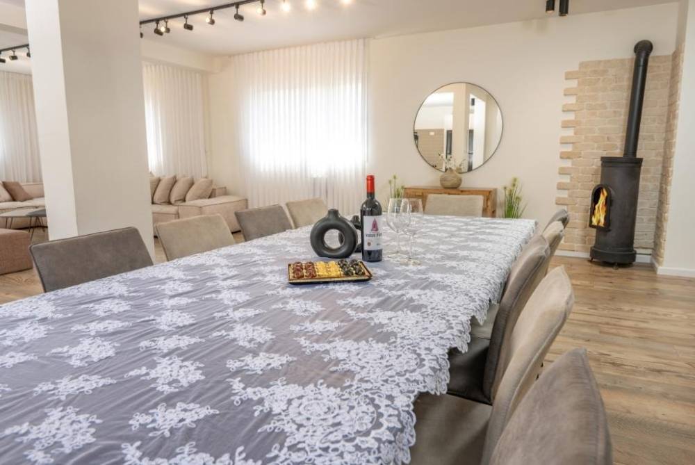 184563 המתחם הפנימי, אחוזת תבור, וילה  באחוזת ברק וילות - Vila 4 U