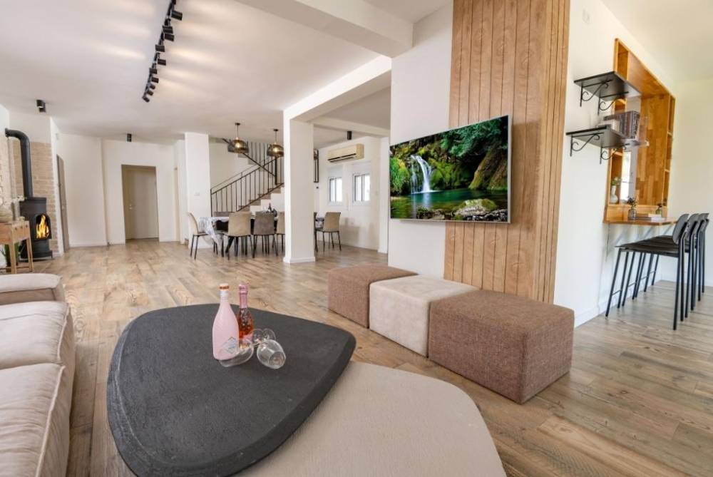 184569 המתחם הפנימי, אחוזת תבור, וילה  באחוזת ברק וילות - Vila 4 U