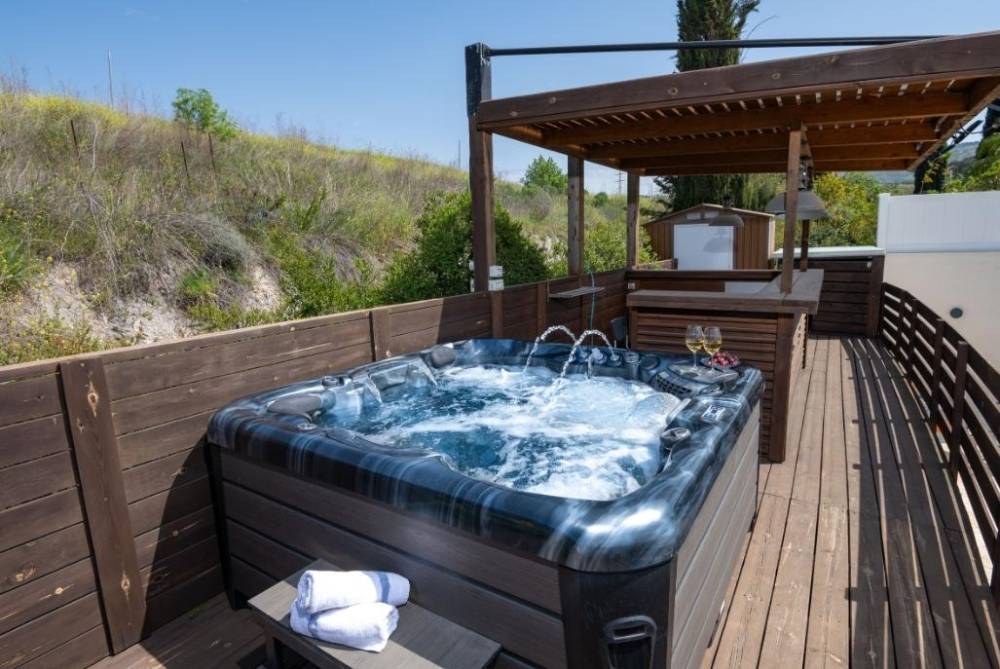 184592 המתחם החיצוני, אחוזת תבור, וילה  באחוזת ברק וילות - Vila 4 U