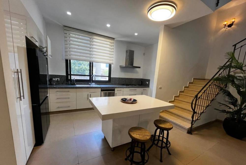 186921 גלריה כללית, וילה סופר האוס, וילה  בהוד השרון וילות - Vila 4 U