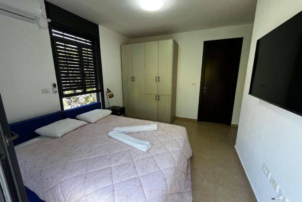 186973 גלרית פנים, וילה סופר האוס, וילה  בהוד השרון וילות - Vila 4 U