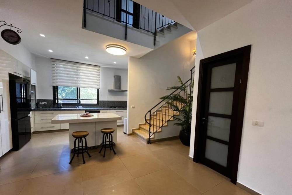 186975 גלרית פנים, וילה סופר האוס, וילה  בהוד השרון וילות - Vila 4 U