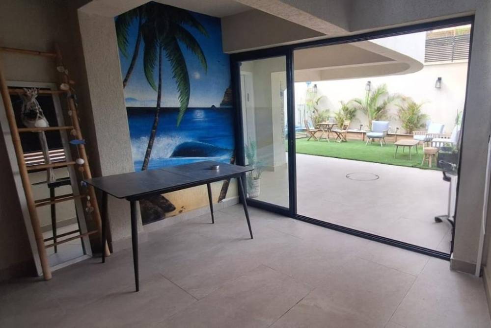 187217 מתחם אורחים מקורה, החצר בטיילת - אירועים ליד הים, וילה  באשדוד וילות - Vila 4 U