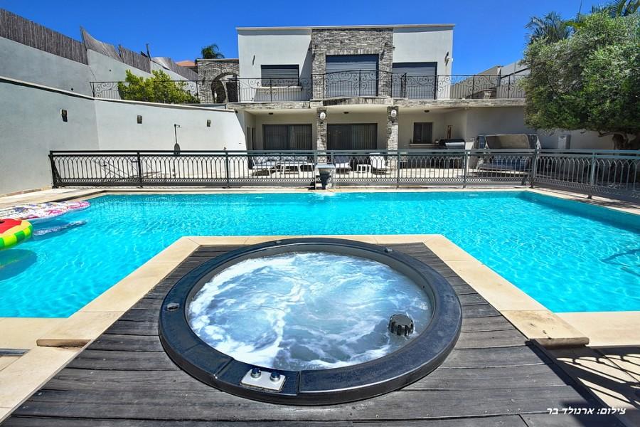 196442 גלריה כללית, מתחם הנופש רינג דה בל, וילה  בפוריה עילית וילות - Vila 4 U