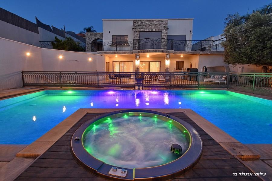 196481 גלריה חיצונית, מתחם הנופש רינג דה בל, וילה  בפוריה עילית וילות - Vila 4 U