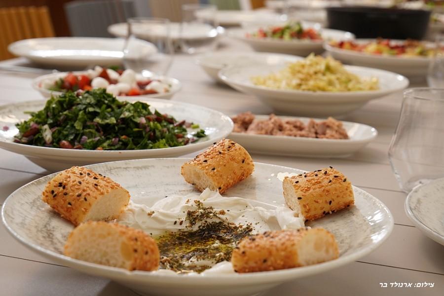 196482 הארוחות שלנו, מתחם הנופש רינג דה בל, וילה  בפוריה עילית וילות - Vila 4 U