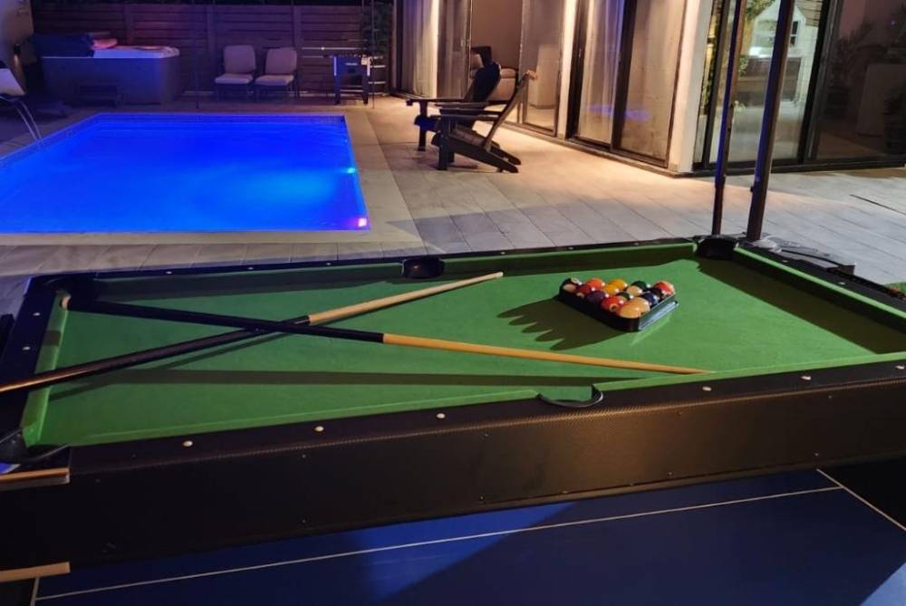 198122 המתחם החיצוני, וילה אלין, וילה  בעוספיה וילות - Vila 4 U